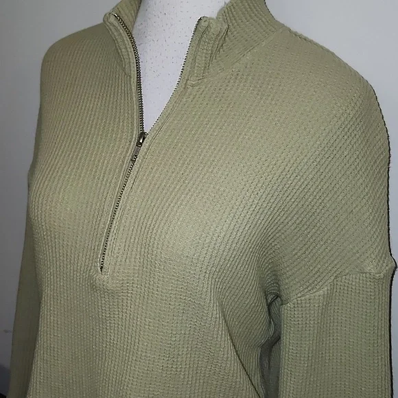Reformation Olive Green Ribbed Sweatshirt - Picture 3 of 8